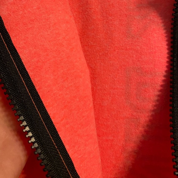 Pink ultimate pullover - Picture 7 of 9